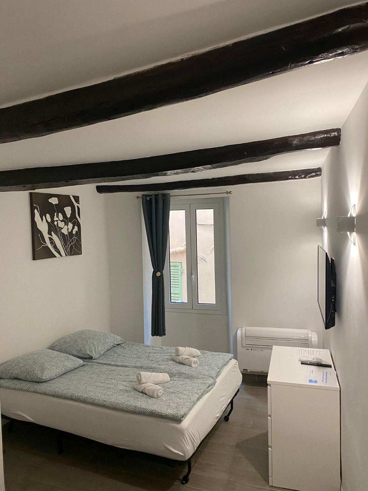 Renovated In The Heart Of The Old Town Appartamento